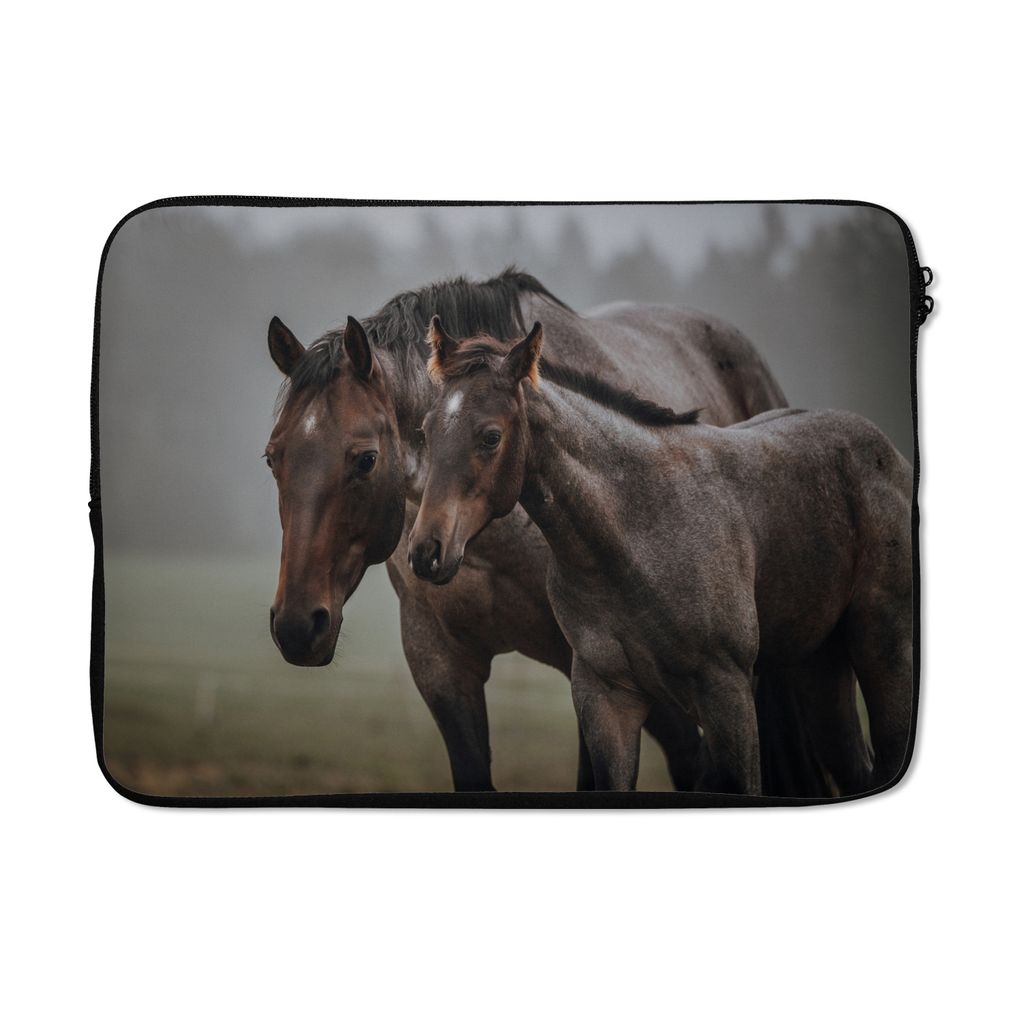 MuchoWow Laptop Hülle 13 Zoll Pferde - Nebel - Landschaft Laptoptasche - Laptophülle - Sleeve - Rundumschutz