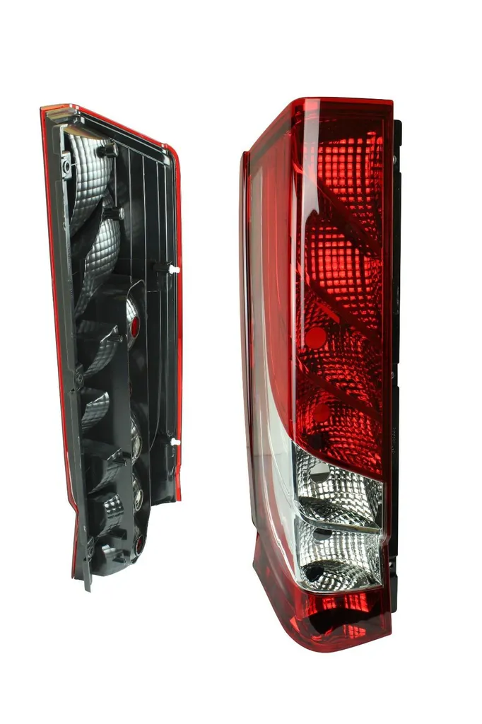 Feu arrière gauche pour Iveco Daily VI version Bus 2014- Standard E - 5