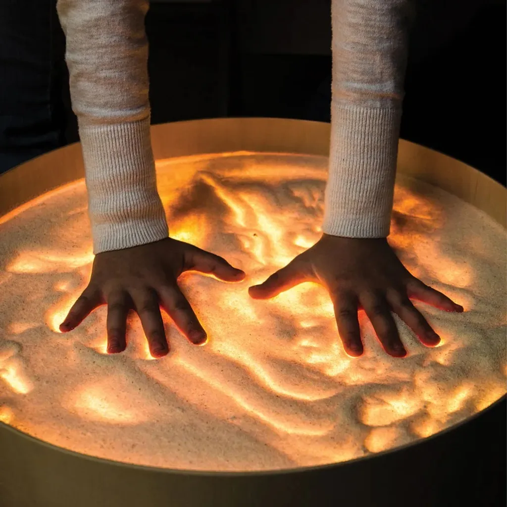 Table lumineuse Jonely pour décalquer et trier des formes géométriques - 7