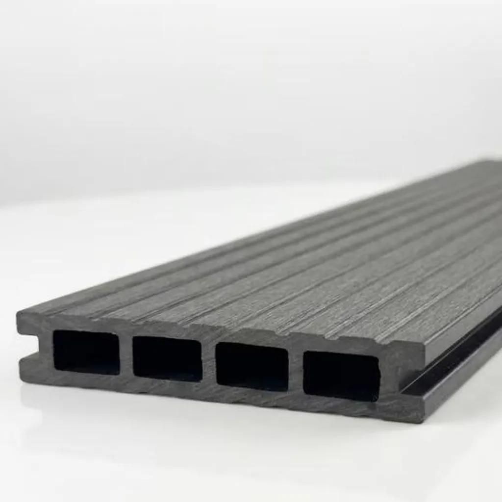 Terrassendielen WPC Handmuster WoodoRhodos Muster Anthrazit Produktbild 