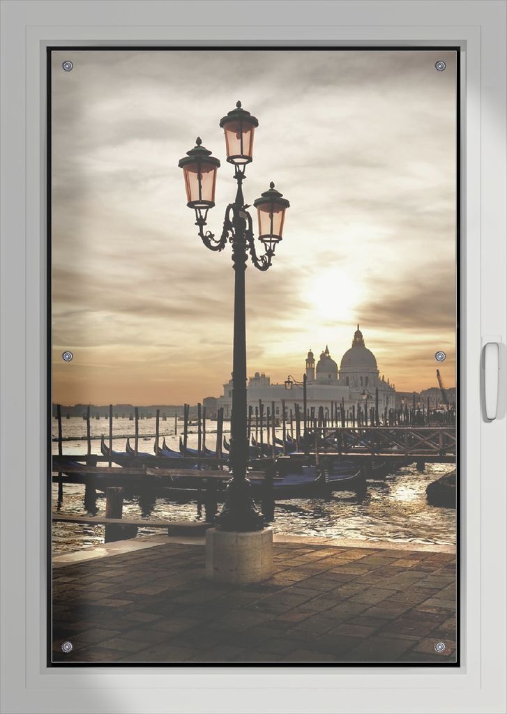 Wallario Lichtschutzbild, Dekorativer Sichtschutz Sonnenschutz 76 x 115 cm mit Motiv: Venedig - Lagune bei Sonnenuntergang - Verdunklung ohne Bohren