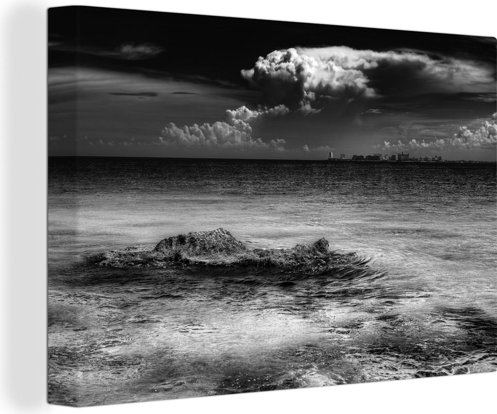OneMillionCanvasses - Leinwandbilder - 140x90 cm, Skyline von Cancun mit klarem Wasser, Mexiko - Schwarz und weiß, Wandbilder Kunstdruck Wanddek...