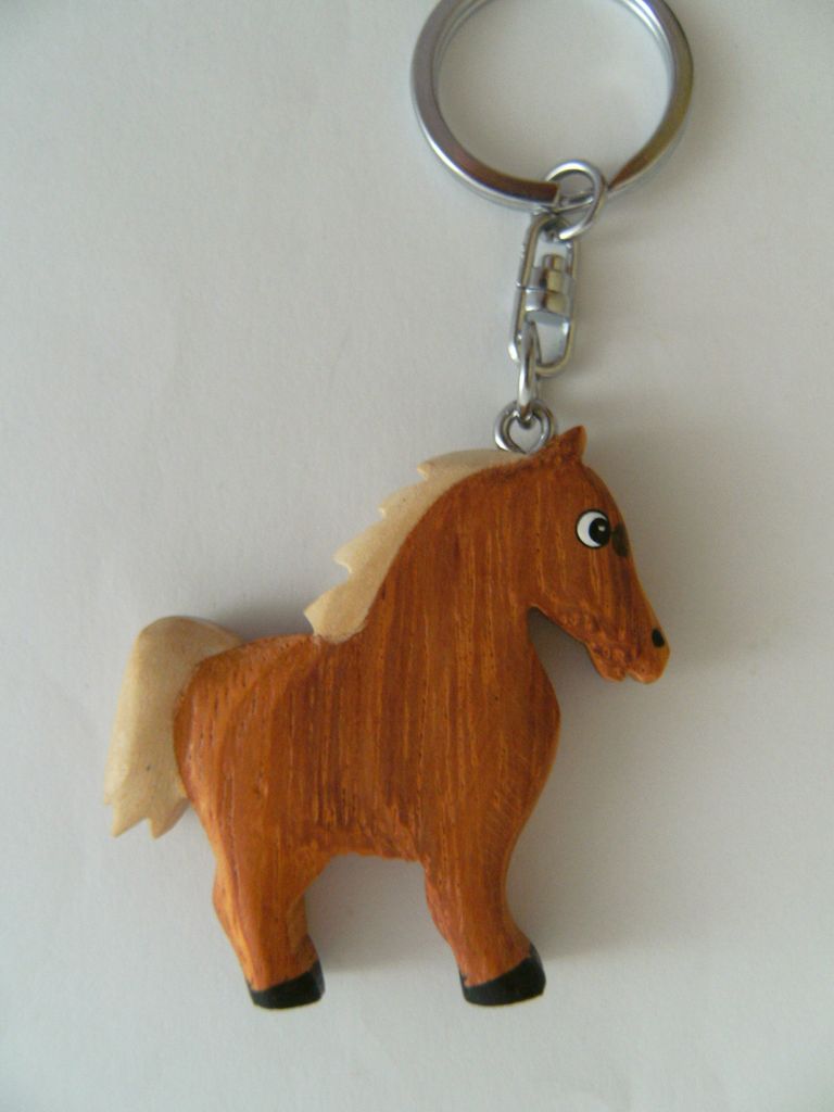 Schlüsselanhänger aus Holz - Pferd braun
