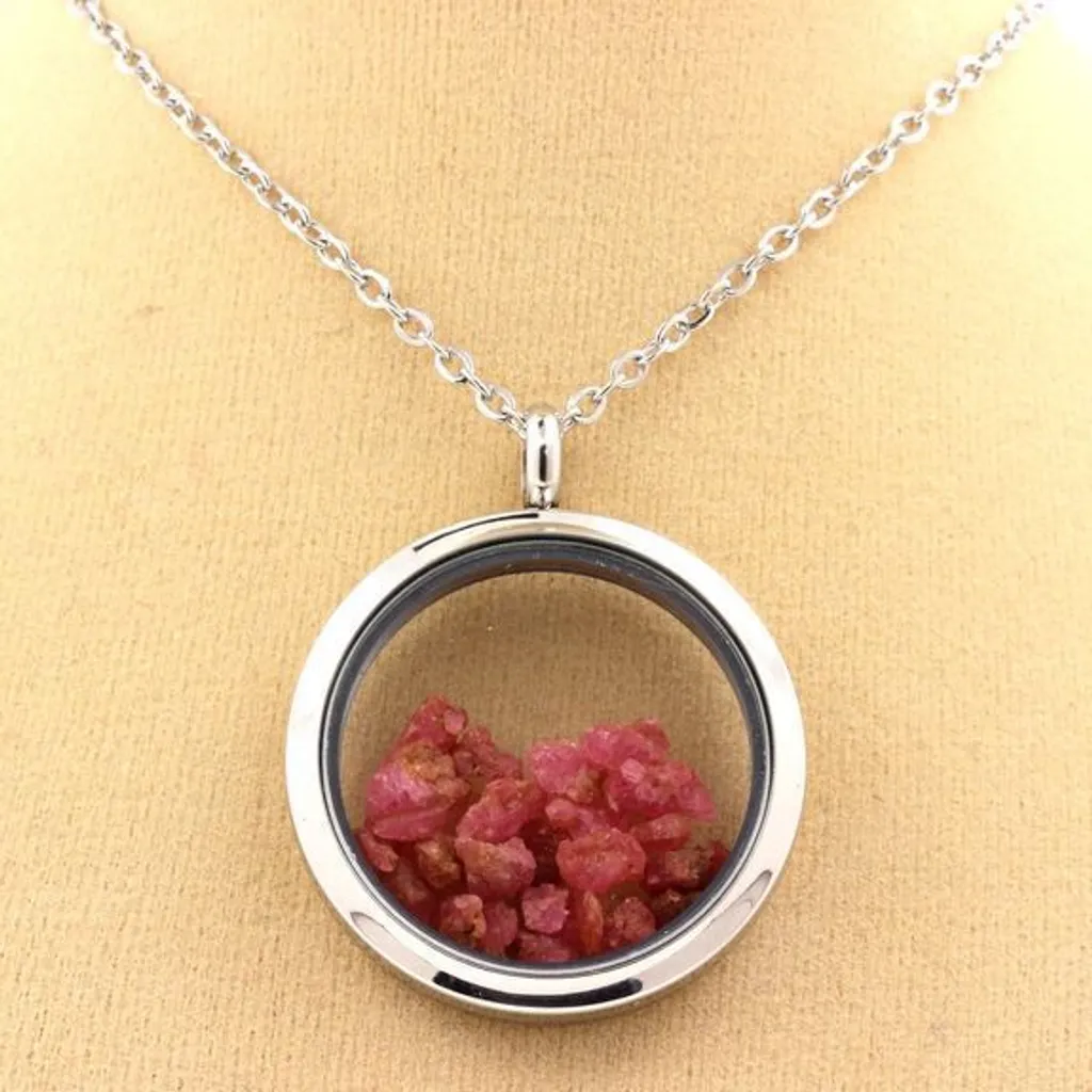 Collier de spinelle brut anti-ternissement pour peaux sensibles noir