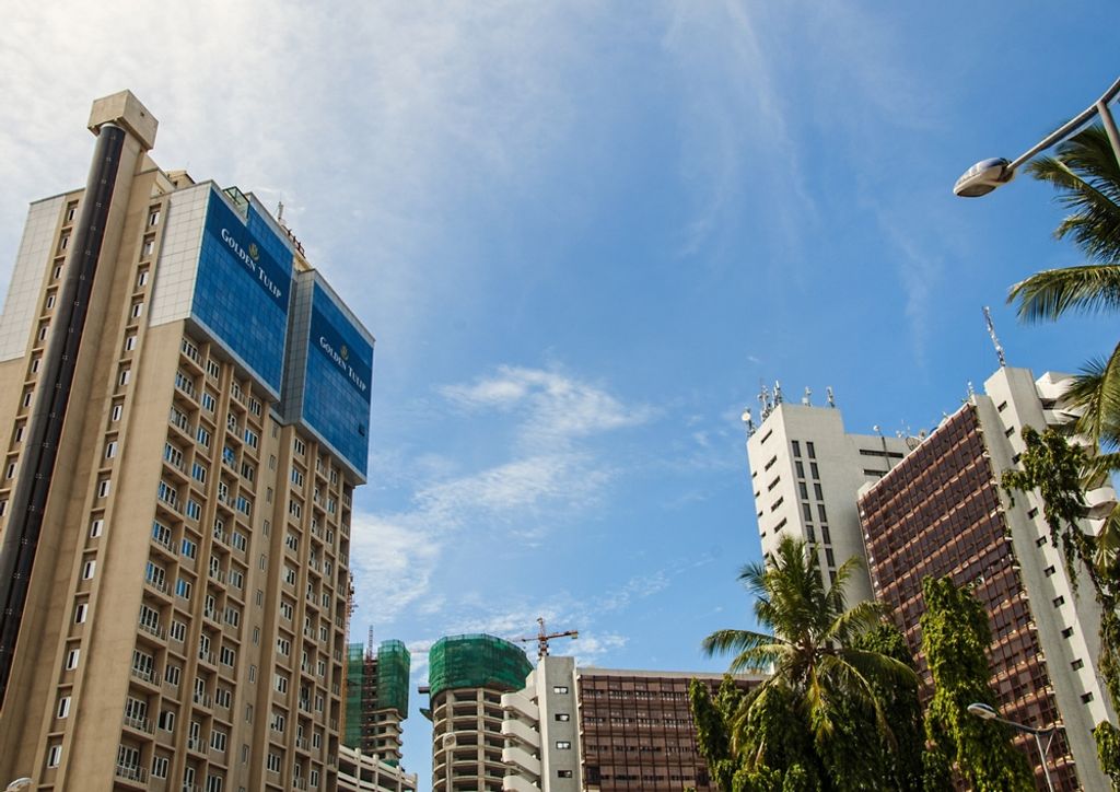 hansepuzzle 66663 - Urlaub Puzzle, 260 Teile, Hintergründe, 41,0 x 28,0cm mit hochwertiger Aufbewahrung, Kartonbox und wiederverschließbarem Beutel