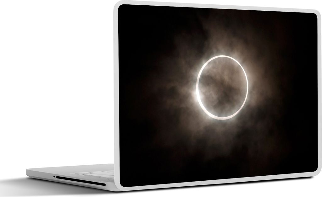 MuchoWow Laptop Aufkleber Sticker Cover Sonnenfinsternis zwischen den Wolken am Morgen 25x18 cm - Laptop-Deko
