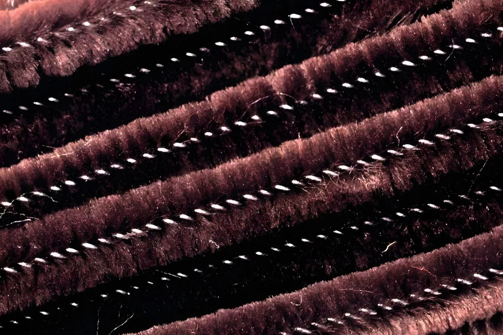 Fil chenille robuste 8 mm sépia : finissez-en avec les tiges qui cassent