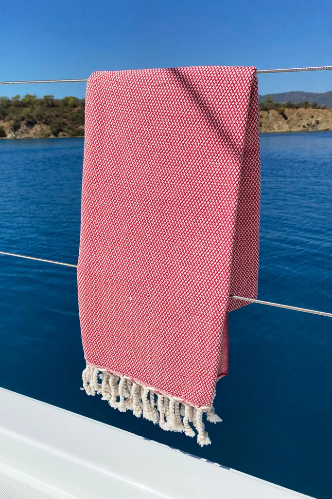 Asciugamani Rossi Mijolnir Likya DCH1583: Puro Cotone Design Bagno