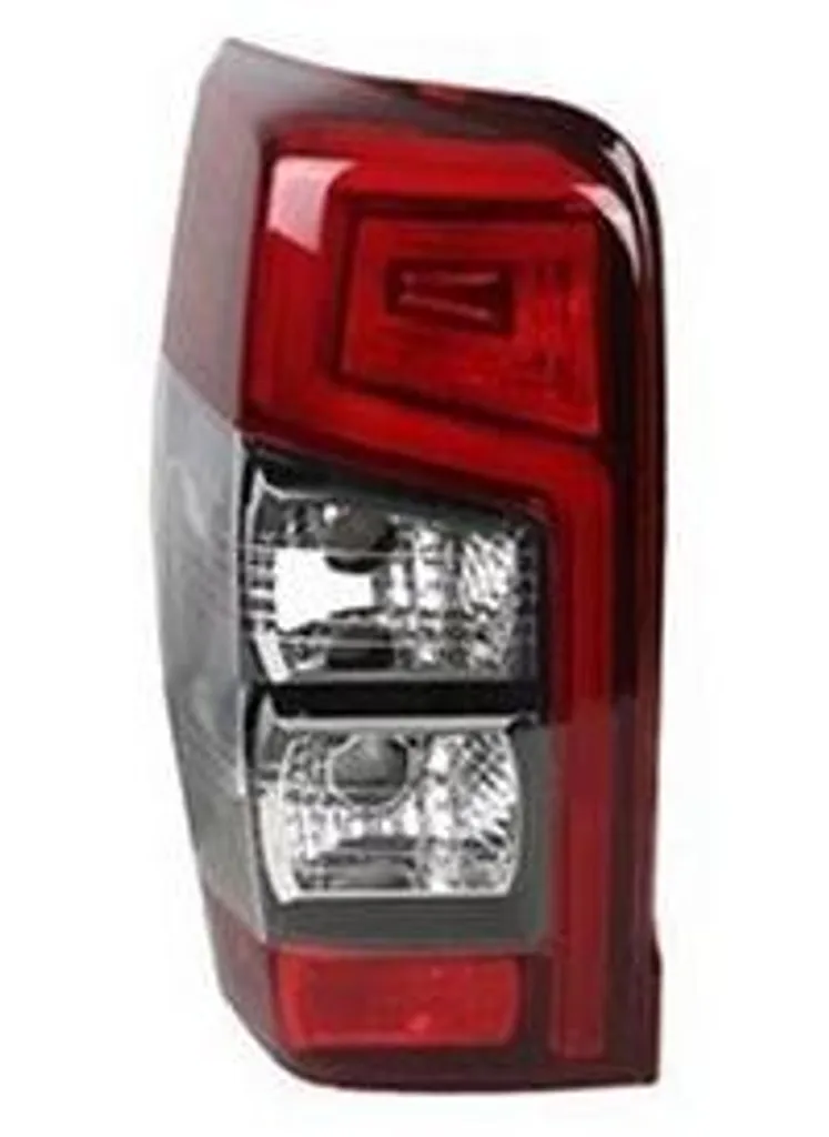 Feu arrière gauche cassé ? Remplacer le phare Mitsubishi L200 Triton