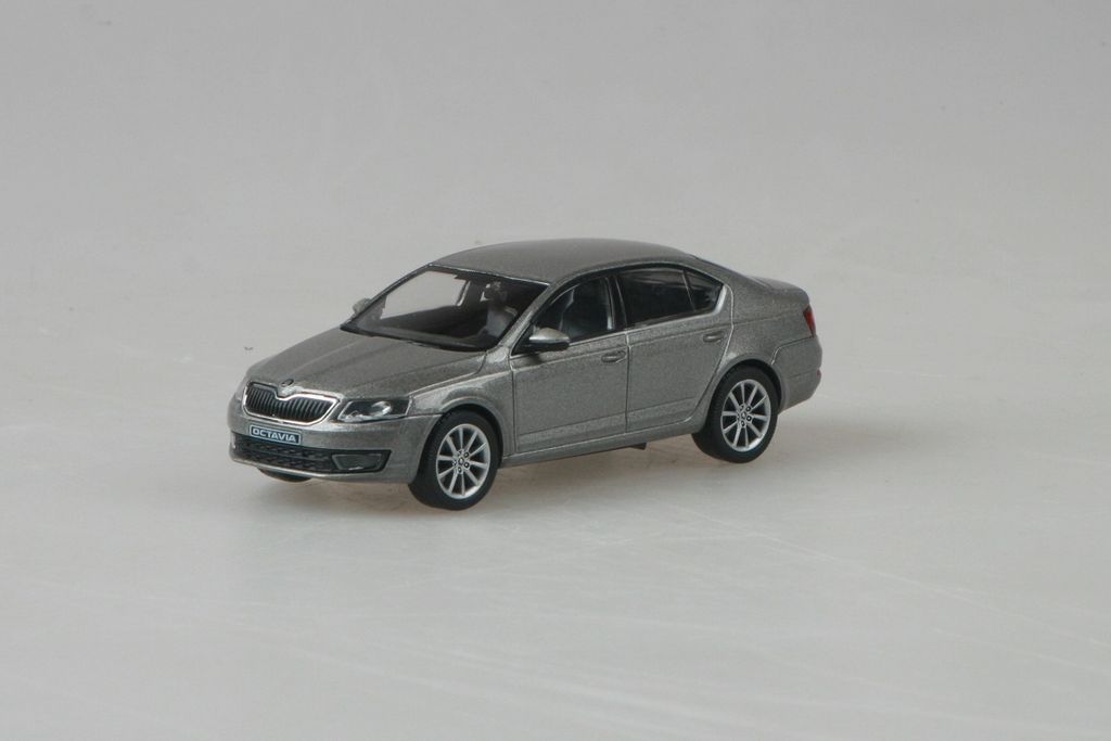 Skoda Octavia III (2012) - Beige Cappuccino Metallic ABREX Zdjęcie produktu 