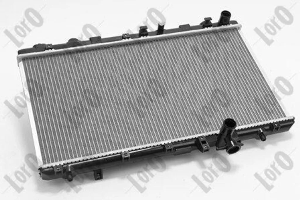 Évitez la surchauffe : Radiateur moteur 17700 79J00 pour Suzuki Sedici