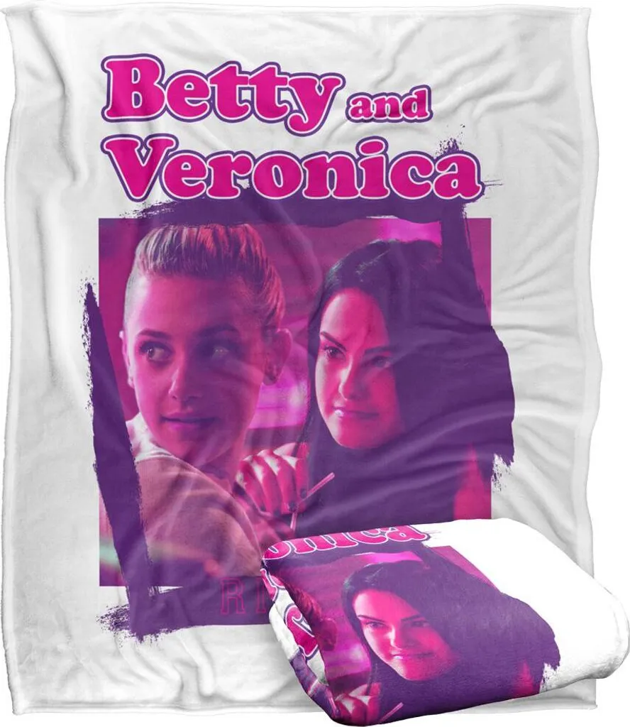 Couverture Riverdale Betty & Veronica : Fini le Froid devant la Télé