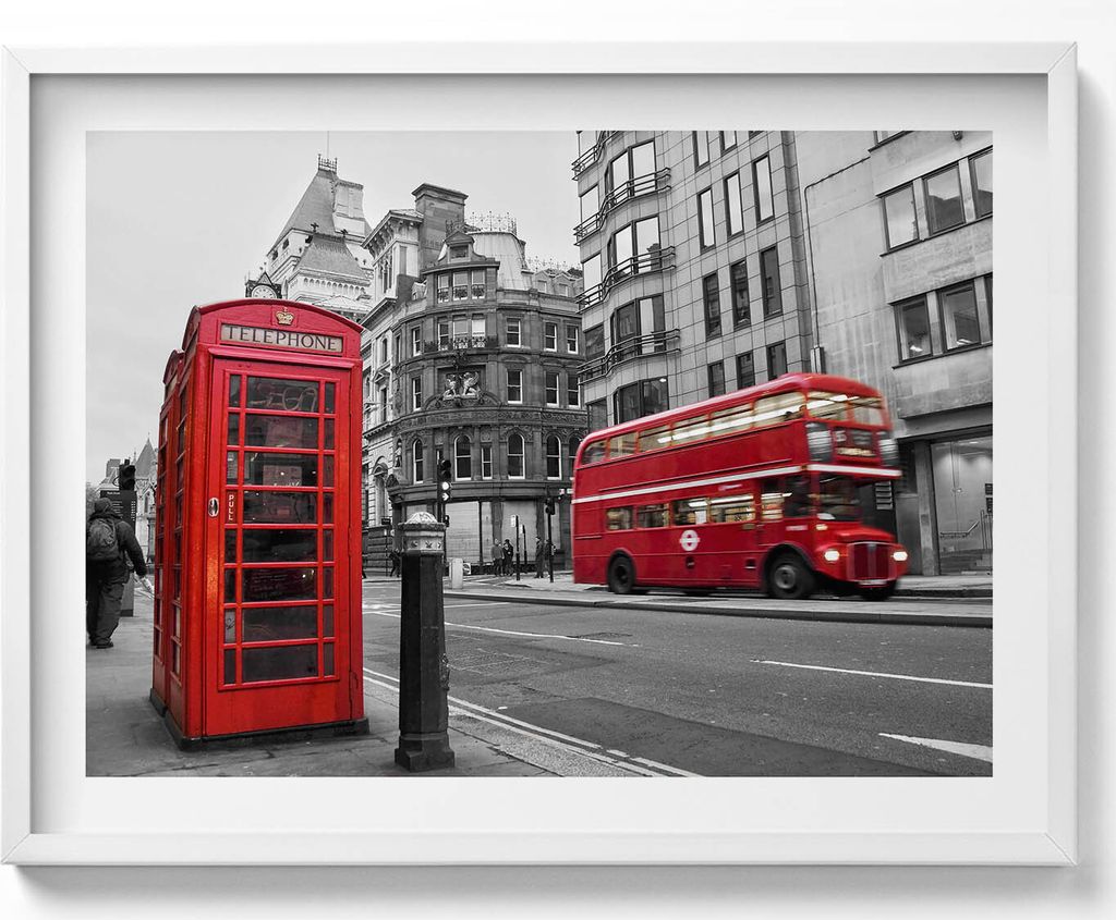 Historischer amerikanischer Bus auf der Straße– Wandbild mit Rahmen – Gerahmtes Bild – Wanddekoration – 80x60 cm – Weiß Rahmen