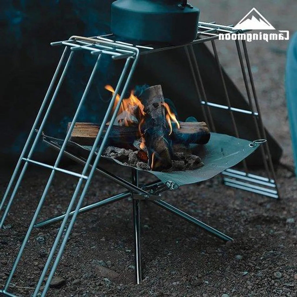 Poêle à bois pliable anti-encombrement pour cuisiner en montagne