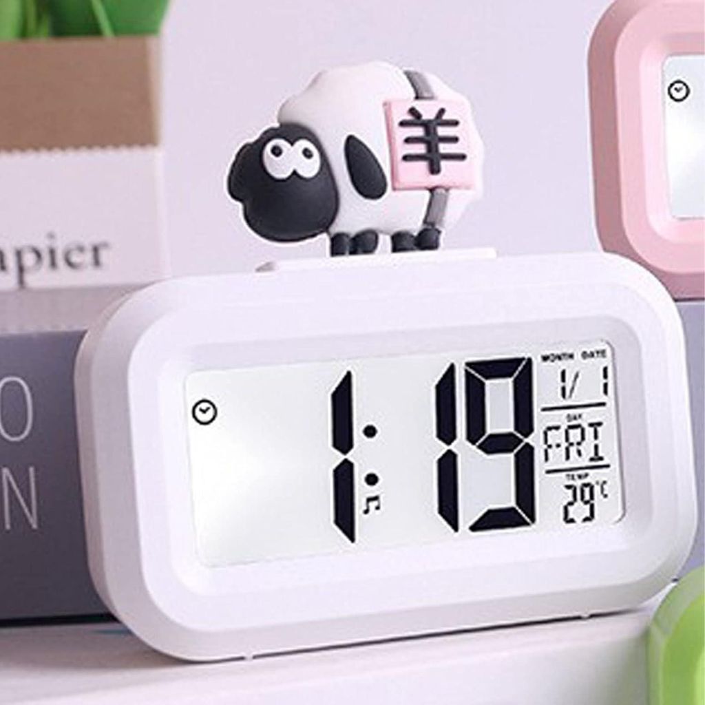 Niedlicher LED-Wecker für Kinder – Digitalanzeige mit Temperaturanzeige, Kalender und Uhrzeit in Form eines weißen Schafs