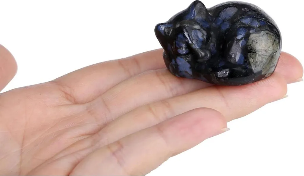 Chat en labradorite bleue 4cm aux reflets irisés - Sculpture faite main - 2