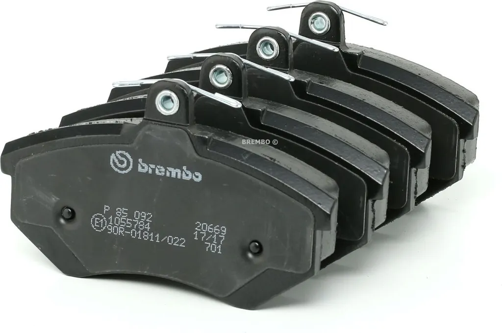 Éliminez les Sifflements au Freinage : Plaquettes Brembo P 85 092