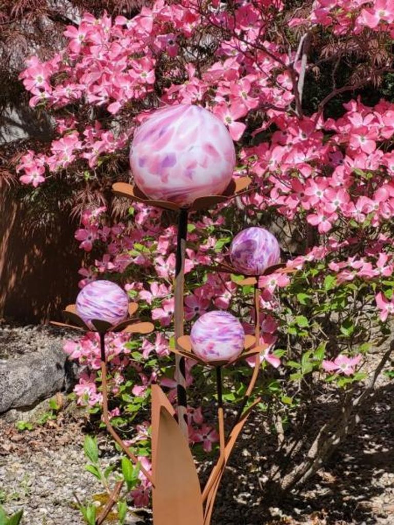 Edelrost Glasblume Ferrum, rosa-lila Kugeln Produktbild 