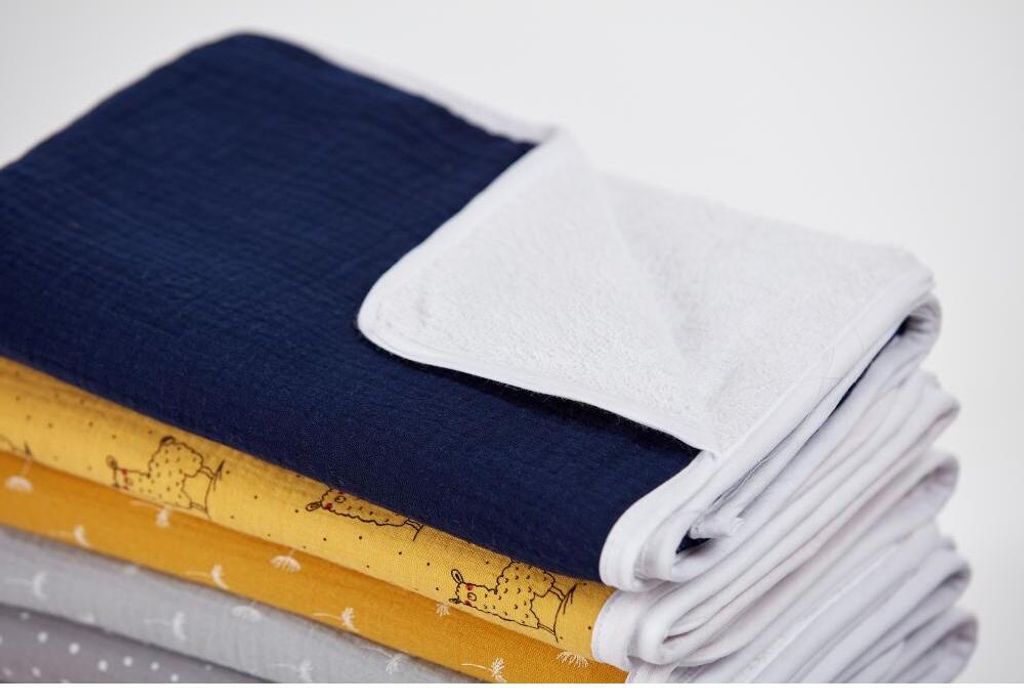 KraftKids Wickelunterlage Musselin dunkelblau 3 Lagen wasserundurchlässig weich Frotte 100% Baumwolle