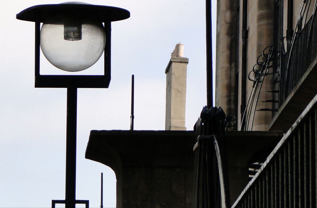 hansepuzzle 51480 - Straßenlaterne Puzzle, 500 Teile, Hintergründe, 46,0 x 30,0cm mit hochwertiger Aufbewahrung, Kartonbox & Beutel