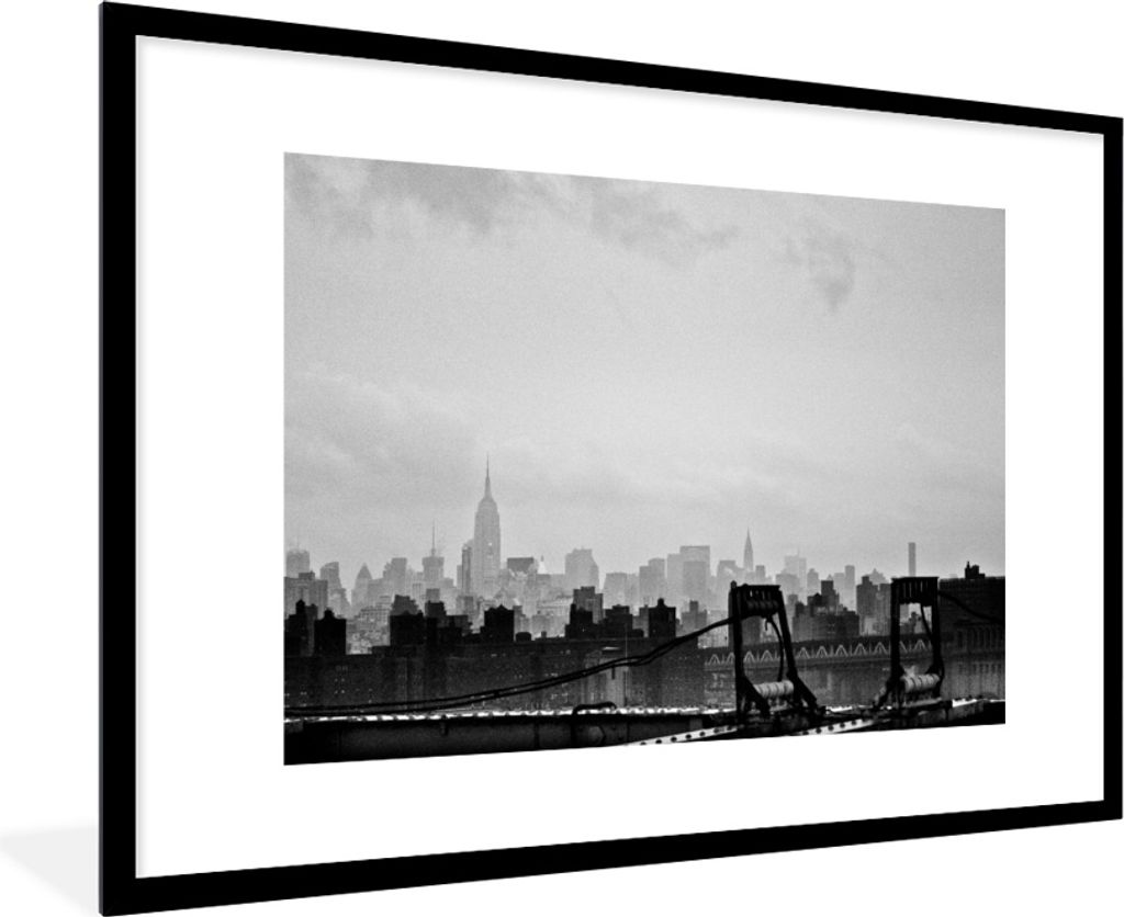 MuchoWow MuchoWow Gerahmtes Poster New Yorker Skyline in schwarz-weiß 90x60 cm - Poster mit zchwarzem Bilderrahmen - Wanddekoration - Fotos
