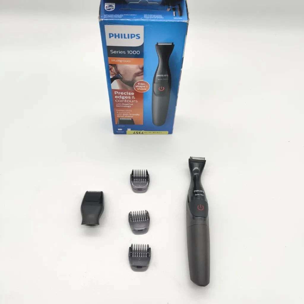 Finir les contours de barbe sans irritation : Philips MG1100 Noir - 8