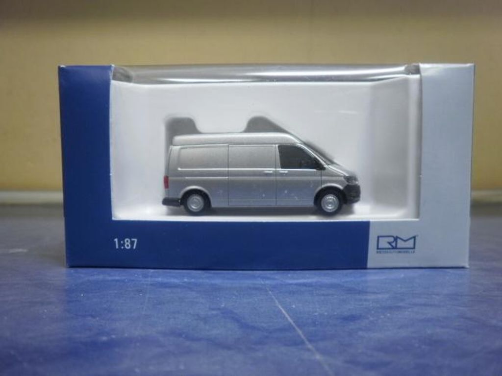 Rietze VW T6 LR Kasten MD reflexsilber 11614