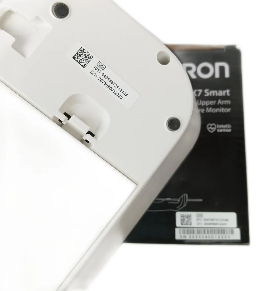 Tensiomètre OMRON X7 Smart Bluetooth Détection AFib et Brassard Confort