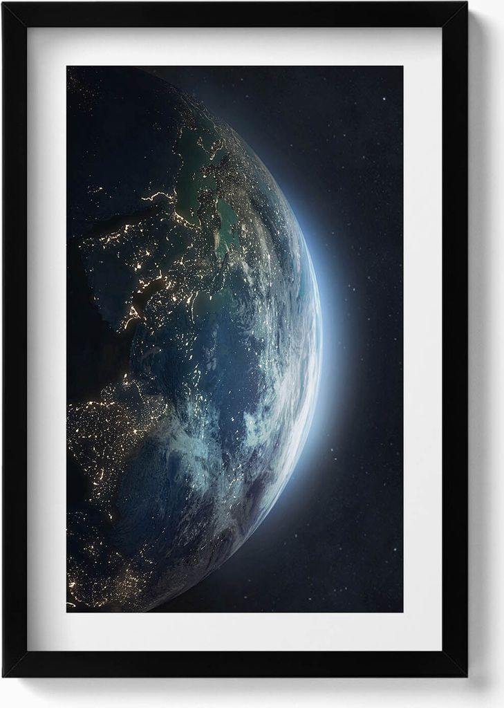 Planet Erde vom Weltraum aus gesehen– Wandbild mit Rahmen – Gerahmtes Bild – Wanddekoration – 40x60 cm – Schwarz