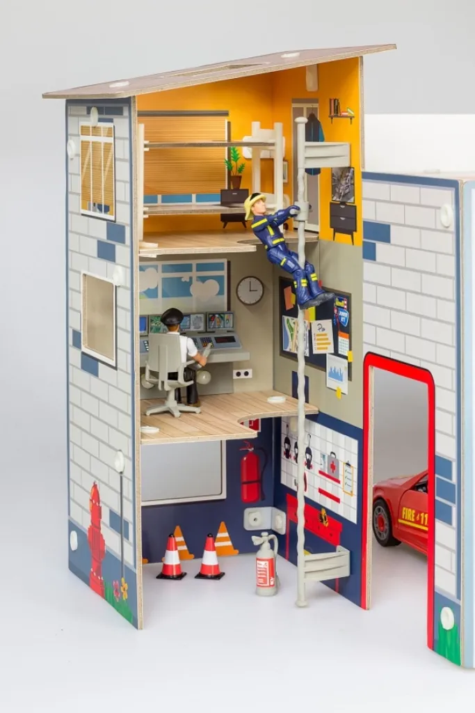 Caserne de Pompiers Junior Kit Revell - Jeu de Construction Éducatif