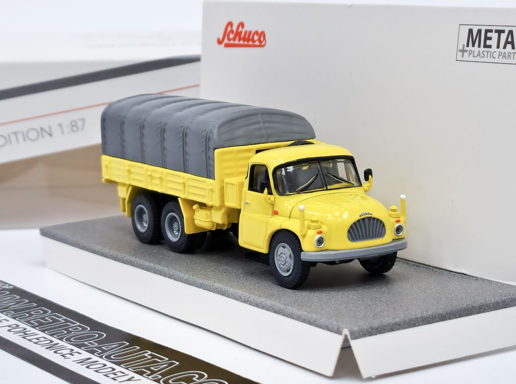 Spark/Schuco 1:87 LKW Tatra T138 Pritschenwagen Gelb