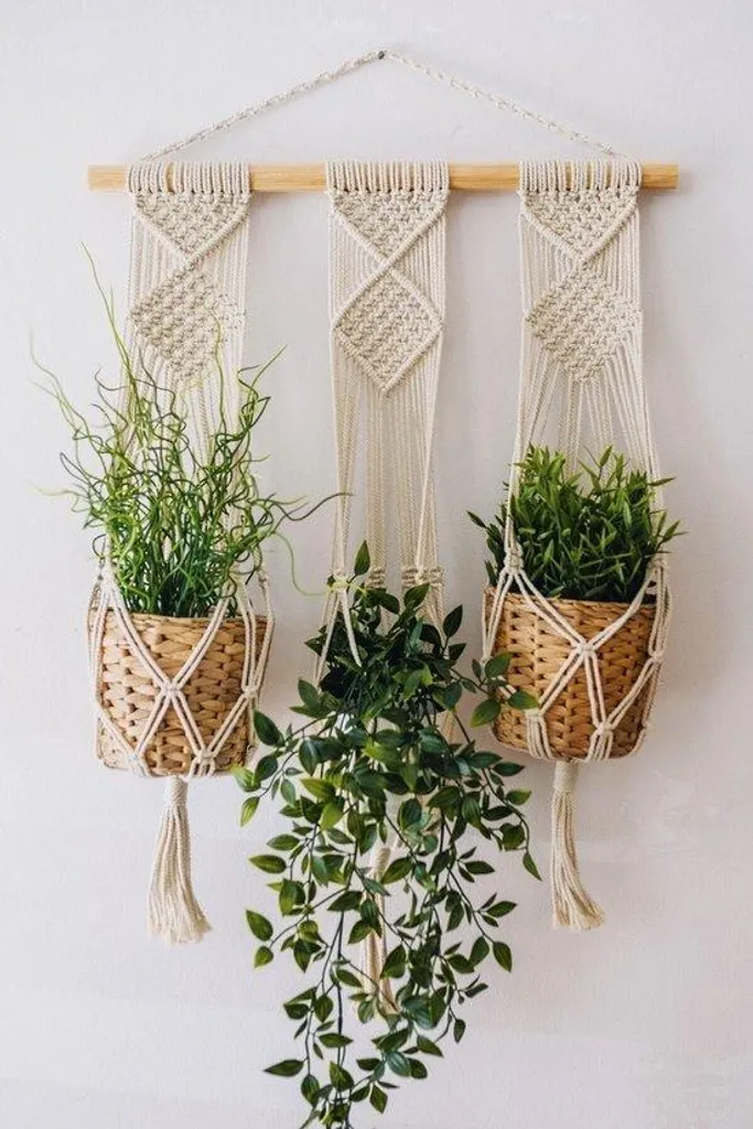 Porte-plante suspendu en macramé 3 niveaux coton beige artisanal 80cm