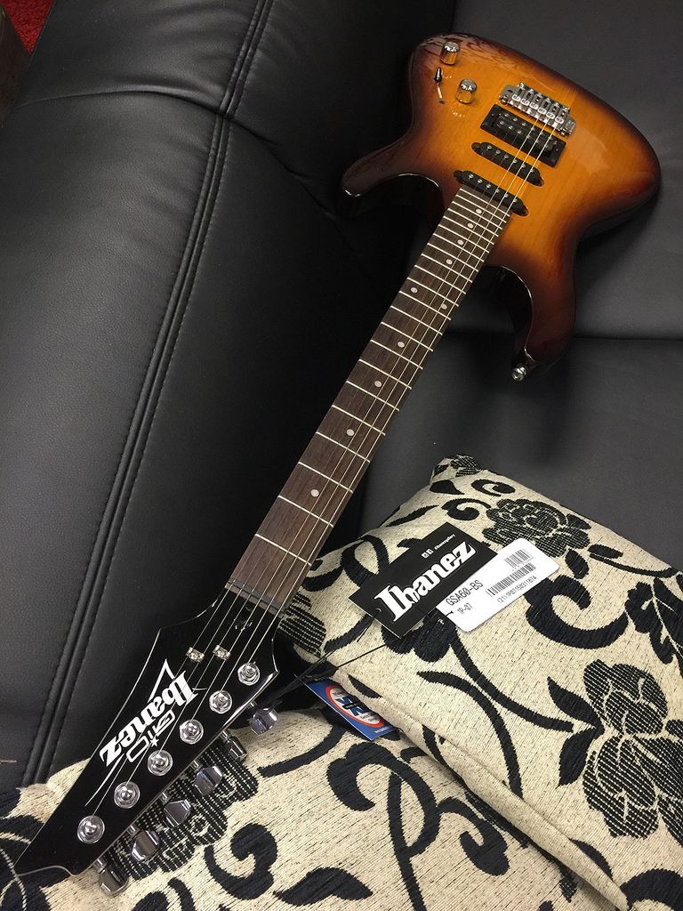 Ibanez GSA60-BS E-Gitarre, Braun Sunburst, 6-saitig, 22 Bünde, 648 mm Mensur