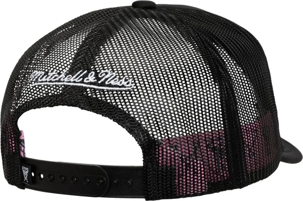Bonnet Mitchell & Ness HT10070IMCBLCK Noir en Maille Premium Hiver