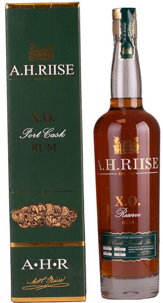 A.H. Riise X.O. Reserve Port Cask Superior Spirit Drink 45% Vol. 0,7l in Geschenkbox