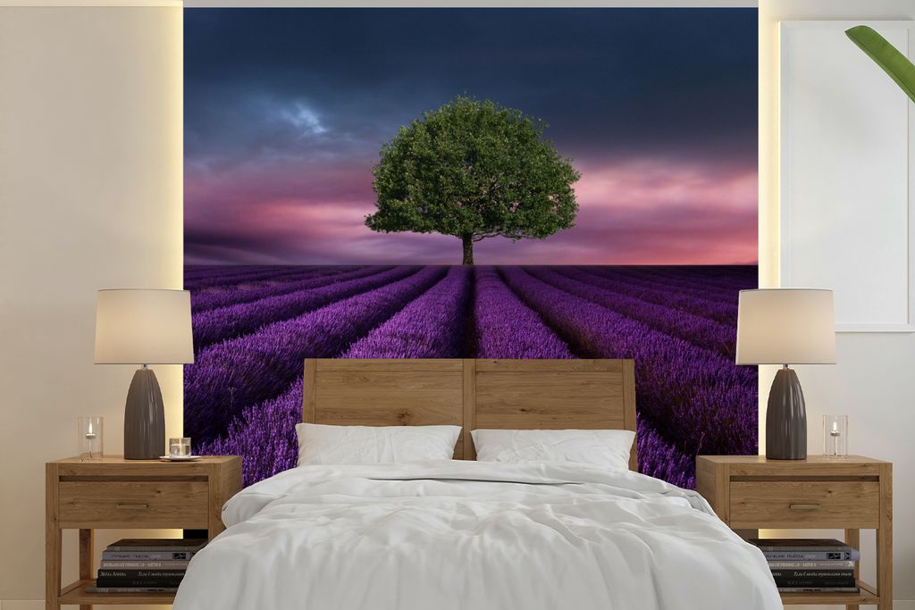 MuchoWow Fototapete für Wohnzimmer oder Schlafzimmer Wandtapete Vinyl Motivtapete Lavendel - Baum - Lila - 350x350 cm - Schlafzimmertapete