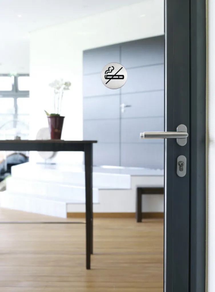 Pictogramme interdiction de fumer durable contre signalisation usée - 3
