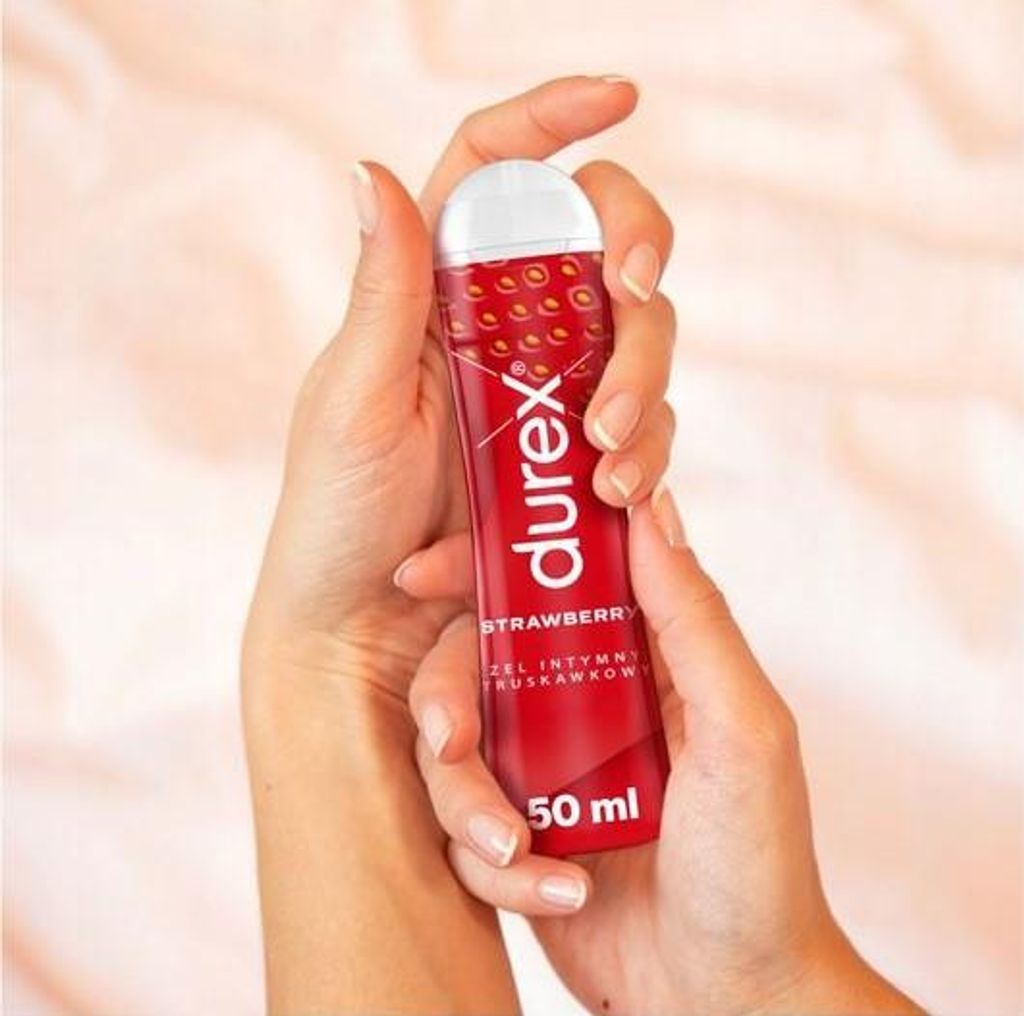Durex Play Sweet Strawberry Gleit und Erlebnisgel, mit