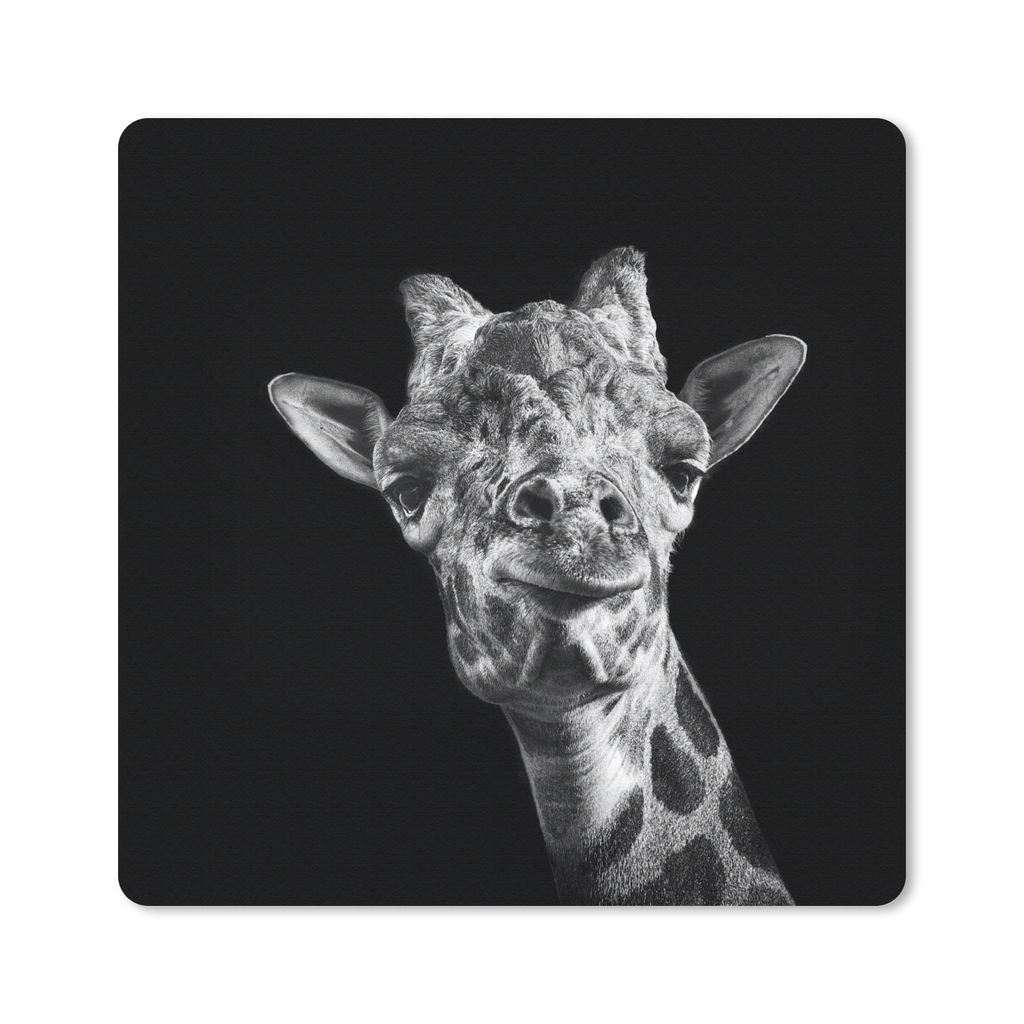 MuchoWow Mauspad Mousepad Giraffe vor schwarzem Hintergrund in schwarz und weiß 20x20 cm - Mousepads - Maus Mat - Pad - Mausunterlage - Desk Mat...
