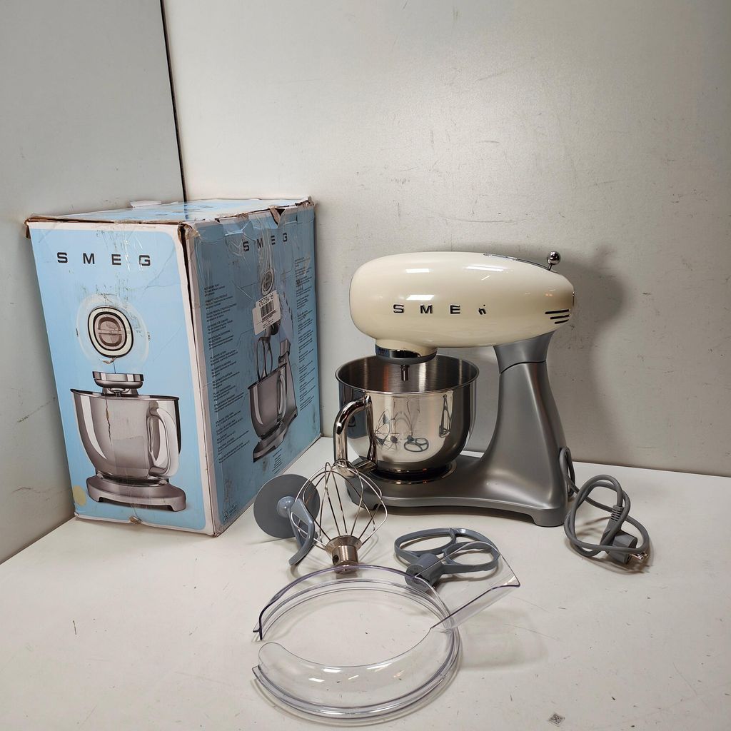 Robot pâtissier SMEG SMF02WHEU