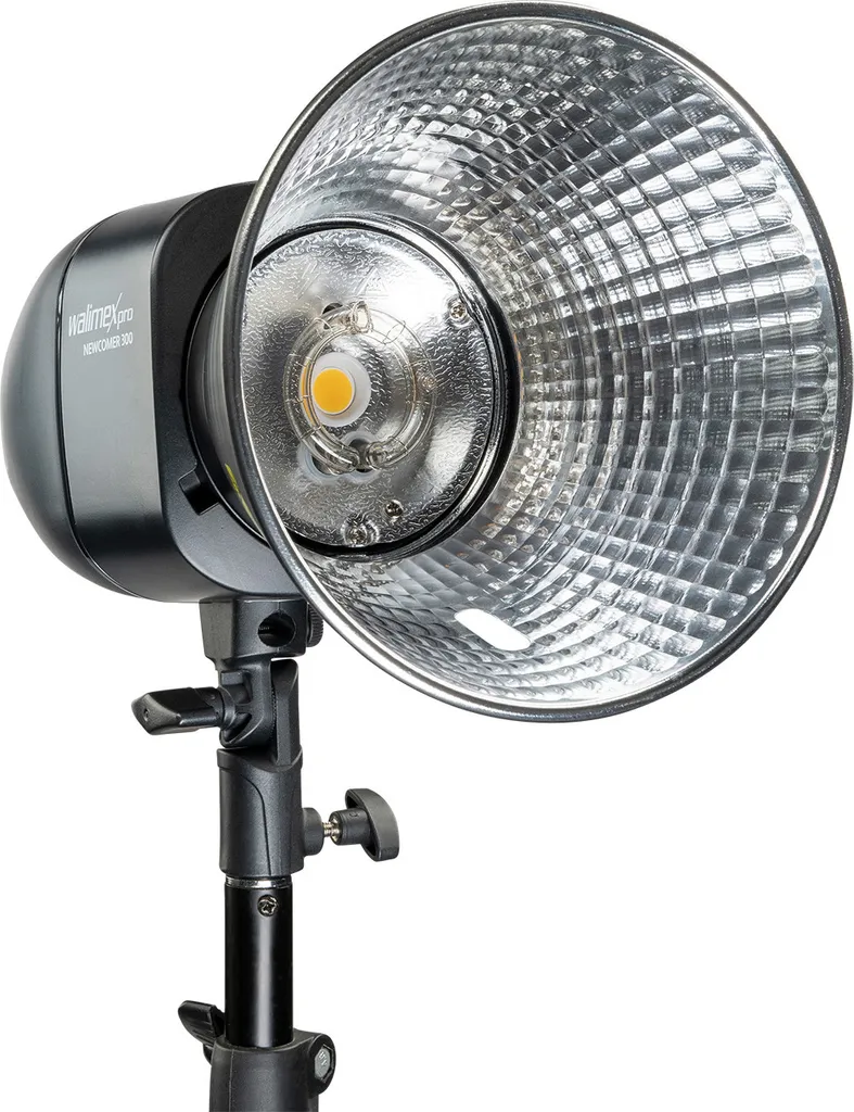 Flash Studio Walimex Newcomer 300 II Set Single avec Softbox et Pied - 8