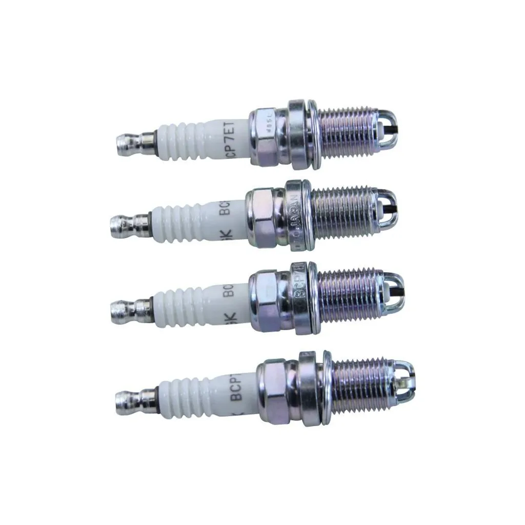 4 Candele NGK BCP7ET 2078 Originali - Kit Accensione Motore Prestazioni