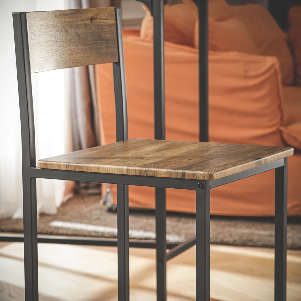 Petite table de salle à manger compacte pour optimiser vos espaces étroits