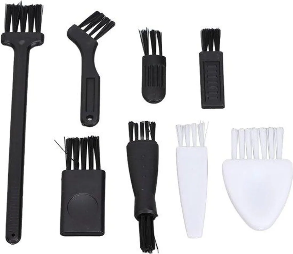 Nettoyage des rasoirs facilité avec cette brosse compacte antidérapante