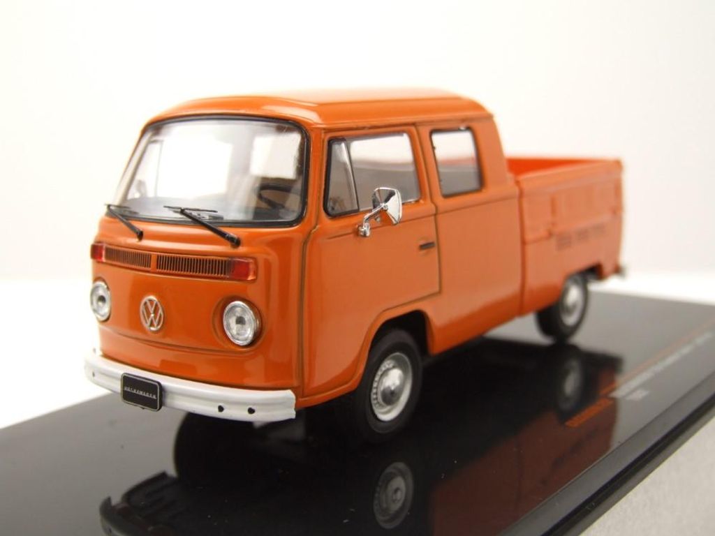 Ixo Models CLC598 VW T2 DoKa Pritsche 1972 orange 1:43