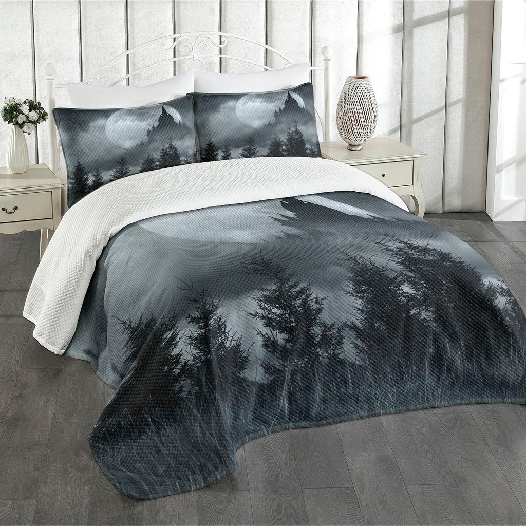 ABAKUHAUS Halloween Tagesdecke Set, Magisches Schloss-Schattenbild über Vollmond-Nacht-Fantasie-Landschafts-furchtsamer Wald, 220 x 220 cm, Grau H...