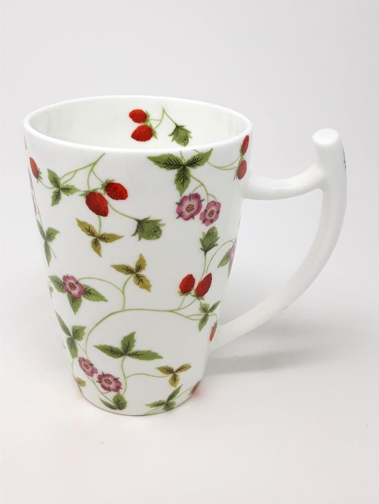 Jumbotasse, Becher MIRELLA Erdbeeren für 500ml Porzellan weiß rot grün TeaLogic