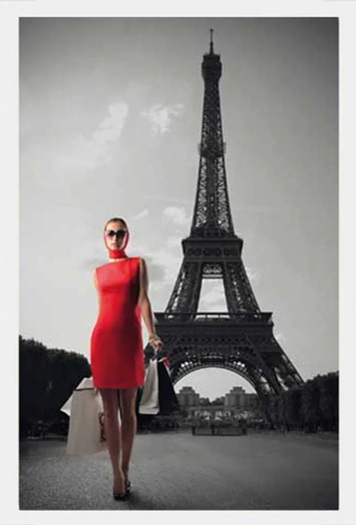 Poster Parigi Red Dress con Cornice Shinsuke Bianco Maxi MDF 61x91,5