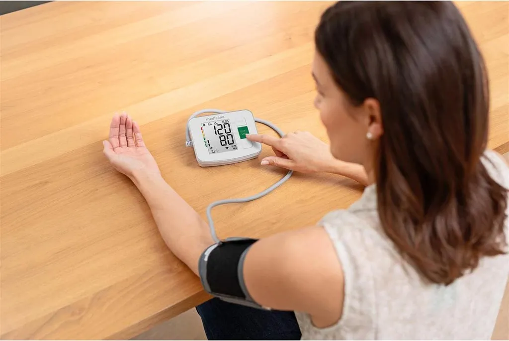 Medisana BU 512 Misuratore di Pressione da Braccio - Precisione Clinica