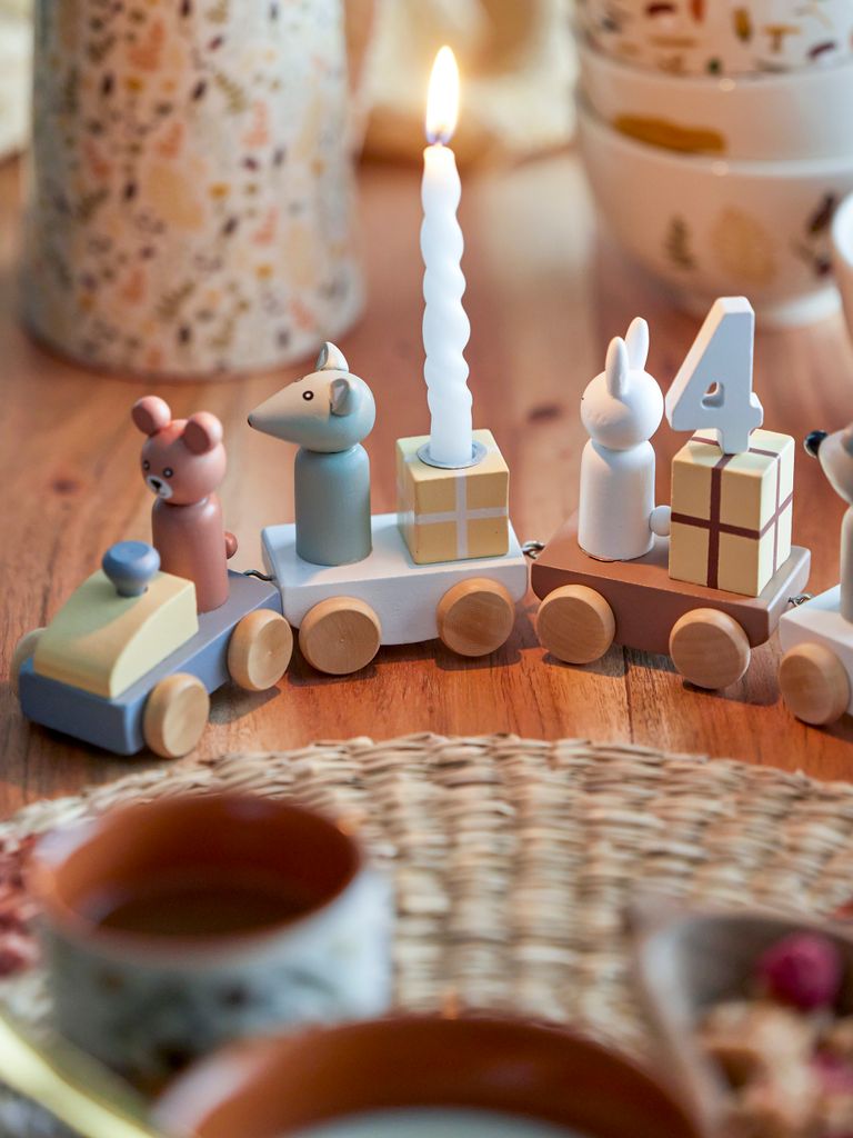 Bloomingville Kerzenhalter Kinder-Geburtstagszug Happy Produktbild 2